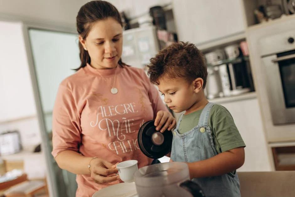 Chăm sóc trẻ bị tay chân miệng tại nhà đúng cách