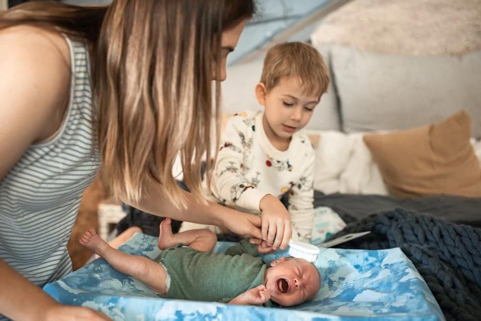 Cách vệ sinh miệng khi bé bị tay chân miệng để tránh bội nhiễm