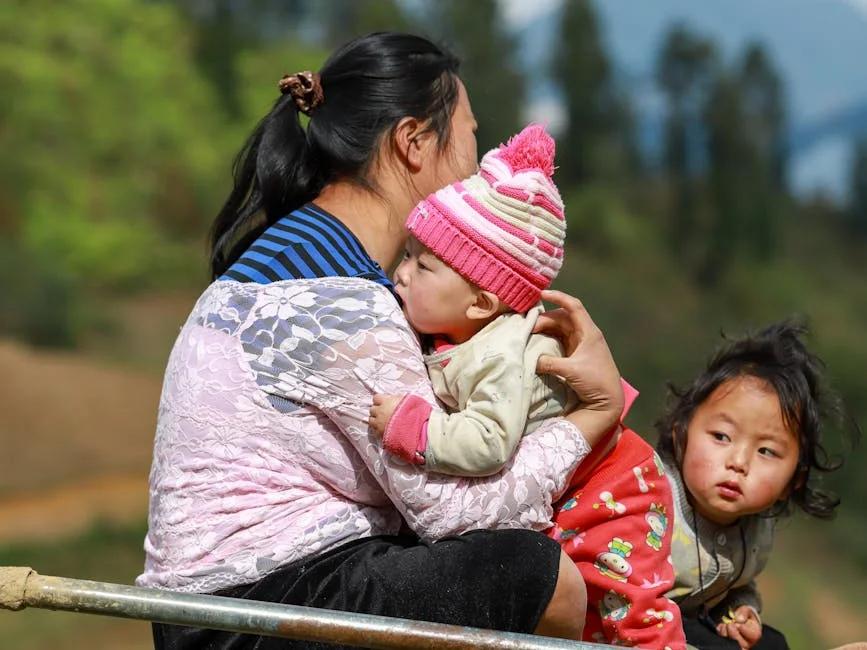 Hướng dẫn chi tiết tắm cho bé sơ sinh 0-3 tháng: Tư thế, nhiệt độ nước và cách lau khô an toàn