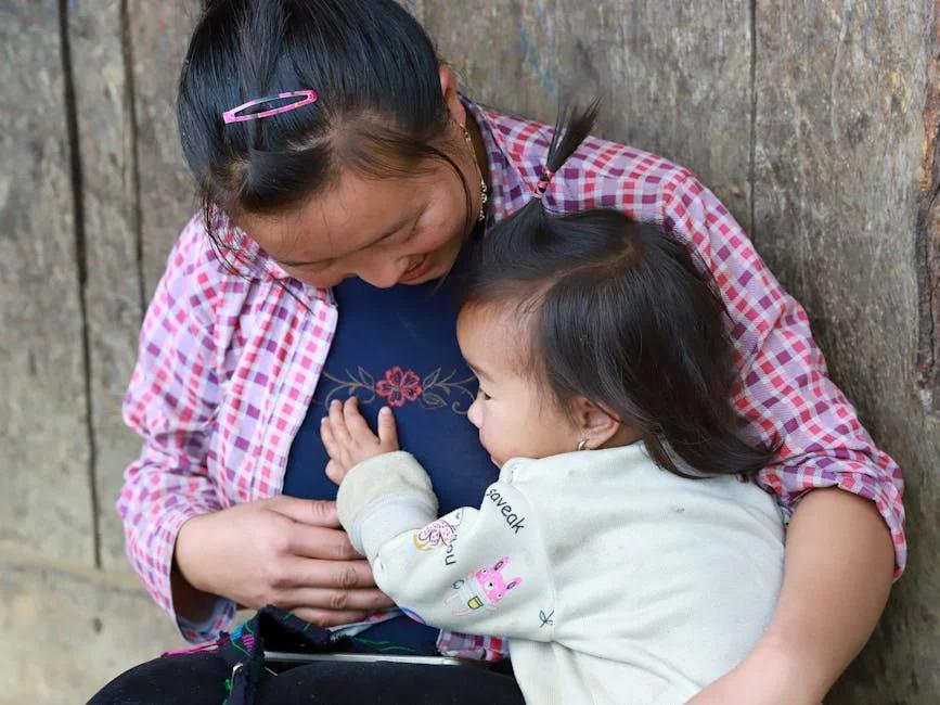 Trẻ em cần tiêm những loại vacxin nào từ khi chào đời đến 18 tuổi?