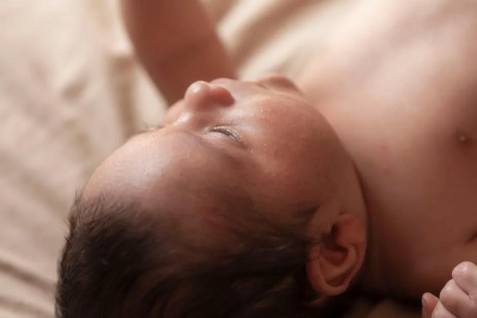Bệnh tay chân miệng ở trẻ em: Dấu hiệu, cách chăm sóc và điều trị đúng cách