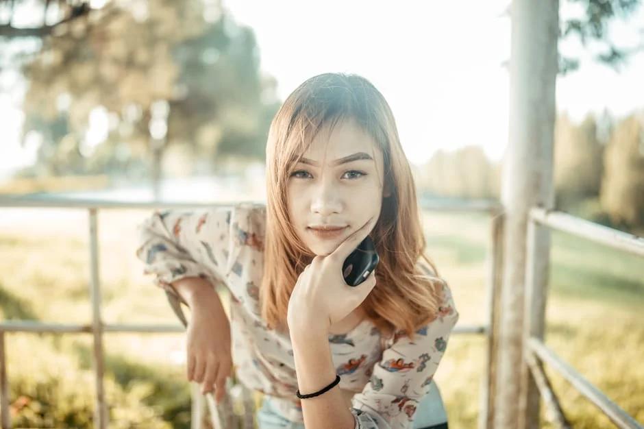 Bị u nang buồng trứng có phải mổ không? Độ tuổi nào có thể?