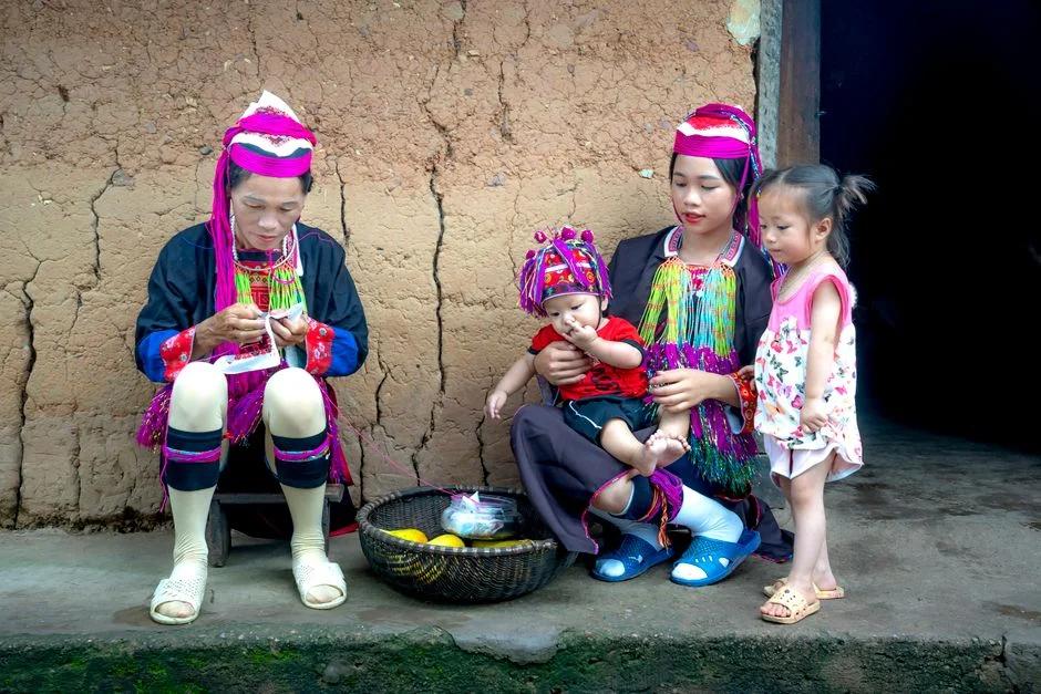 12 lý do tại sao khiến bé khóc và làm thế nào để làm dịu chúng?
