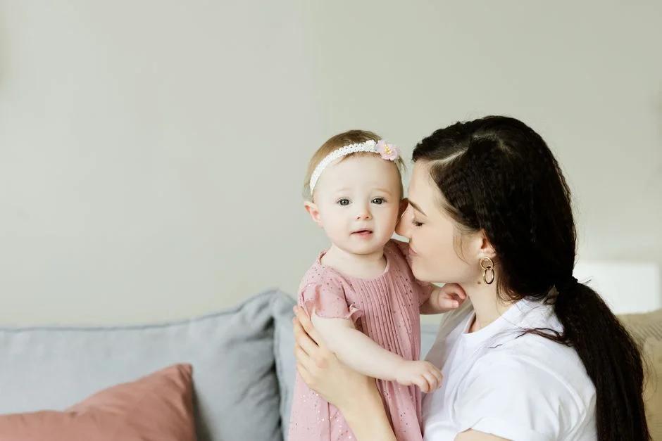 Trẻ sơ sinh ngủ không sâu giấc: 7 nguyên nhân thiếu vi chất và cách bổ sung hiệu quả cho bé ngủ ngon