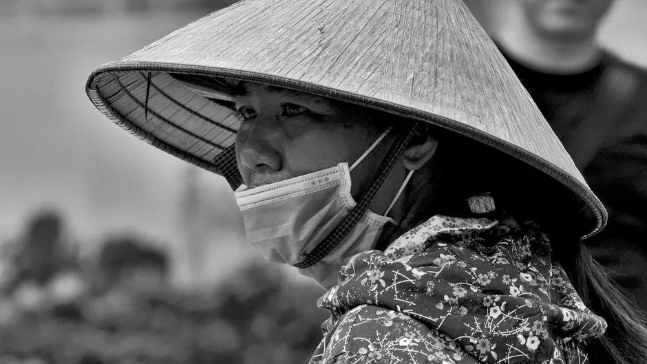 Chẳng may nhiễm Covid-19, mẹ bầu cần làm gì?
