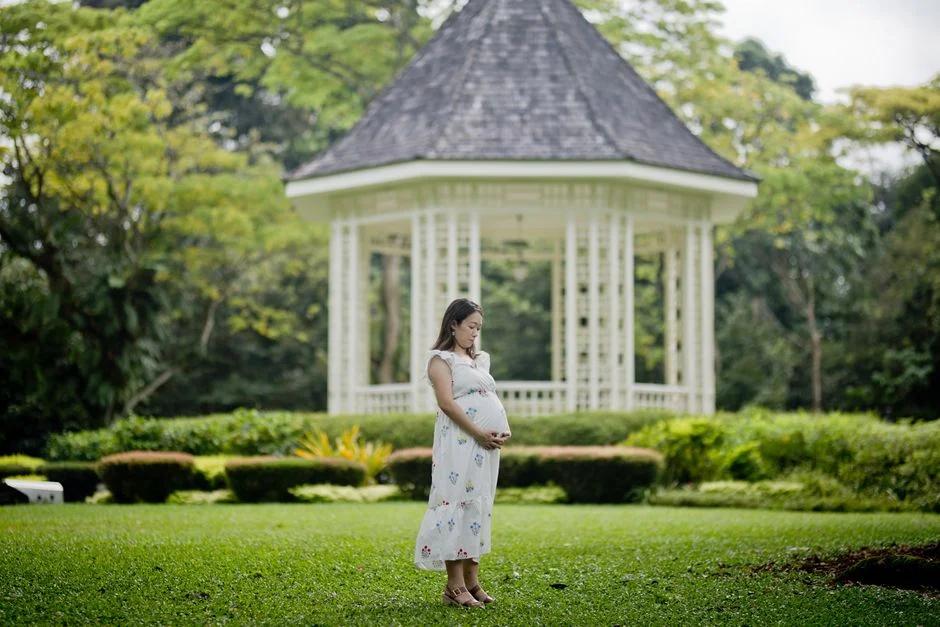 Bụng Bầu Nhỏ Có Sao Không? Nguyên Nhân & Khi Nào Cần Gặp Bác Sĩ Ở Tuần 25-28