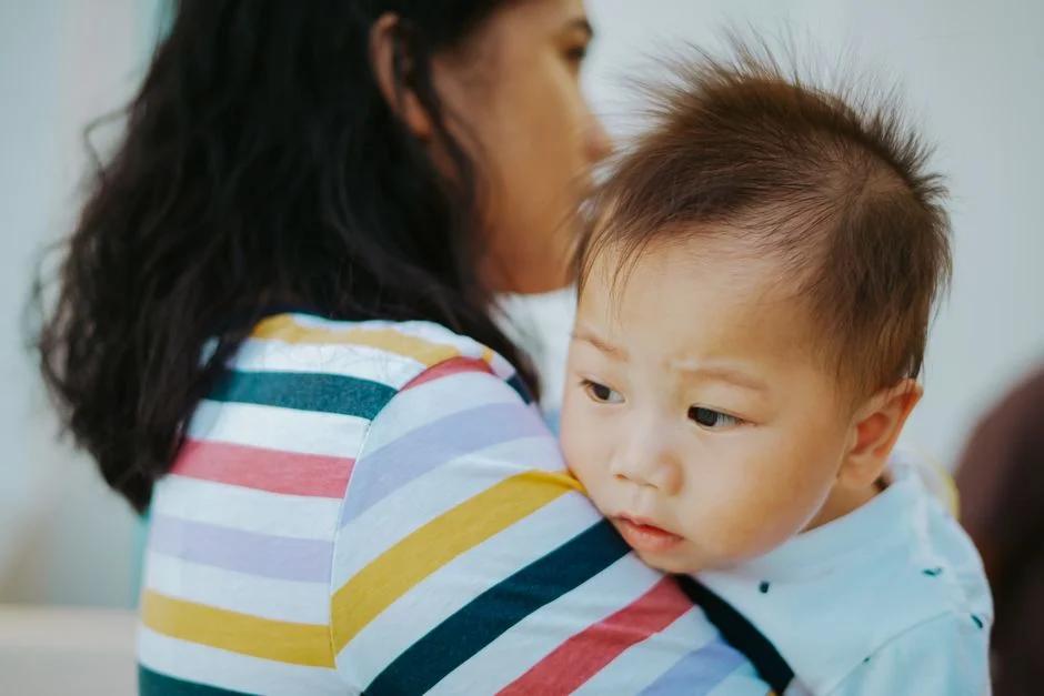 Trẻ sơ sinh bỏ bú sau khi tiêm ngừa: Nguyên nhân và cách xử lý