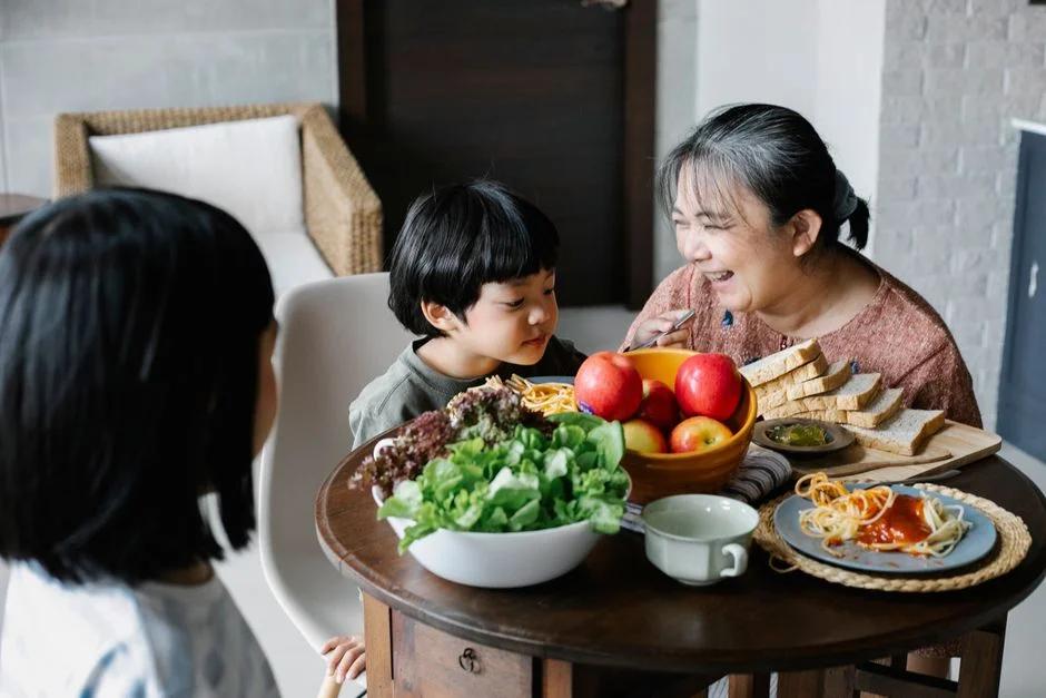 Thực đơn chi tiết cho mẹ bầu 3 tháng cuối thai kỳ: Ăn gì để con tăng cân chuẩn, mẹ không lo tăng cân quá nhiều?