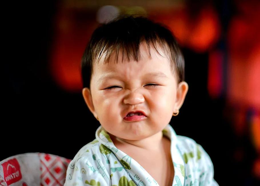 Trẻ biếng ăn sau khi dùng thuốc kháng sinh: Nguyên nhân và cách khắc phục