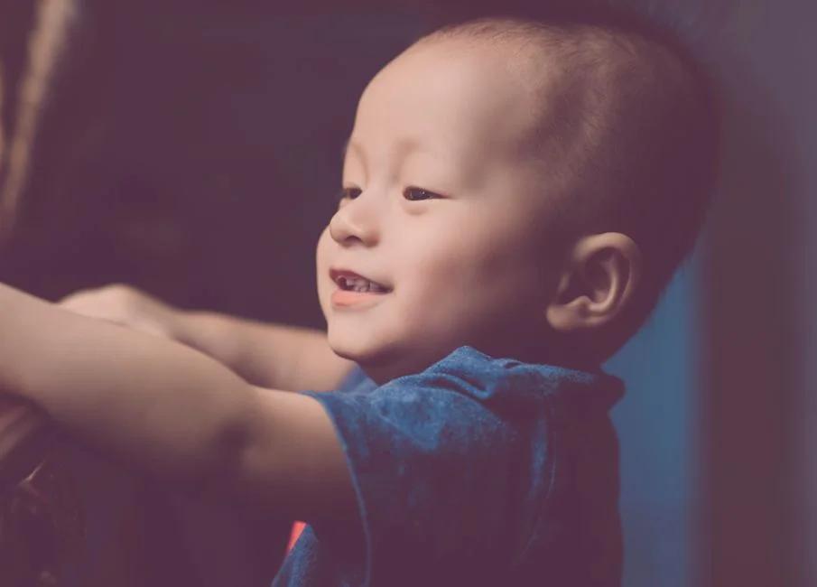 Hướng dẫn chi tiết cách tập cho bé 1-3 tuổi ngủ xuyên đêm mà không cần dỗ dành