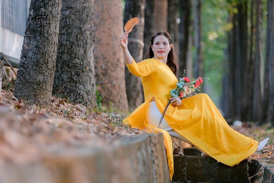 Rau tiền đạo trung tâm là gì? Nguyên nhân, dấu hiệu và xử lý