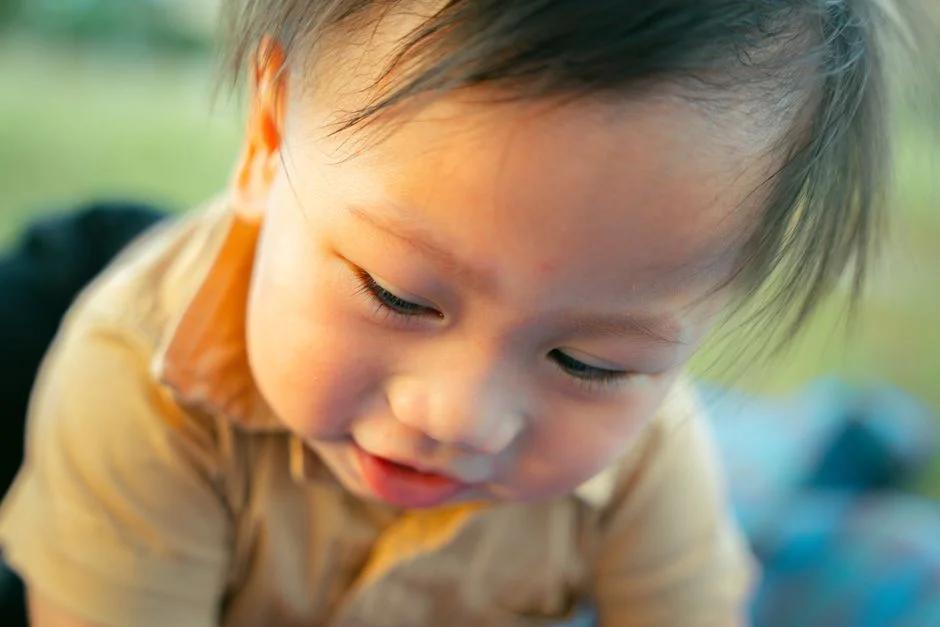 Sắt, Kẽm và Canxi cho bé: Bổ sung thế nào để không bị táo bón và hấp thu tối đa?