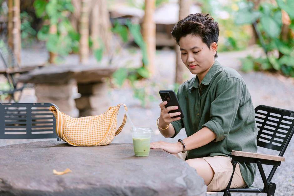 Sau sinh bao lâu uống được nước mía? Mẹ bỉm cần lưu ý gì khi uống?