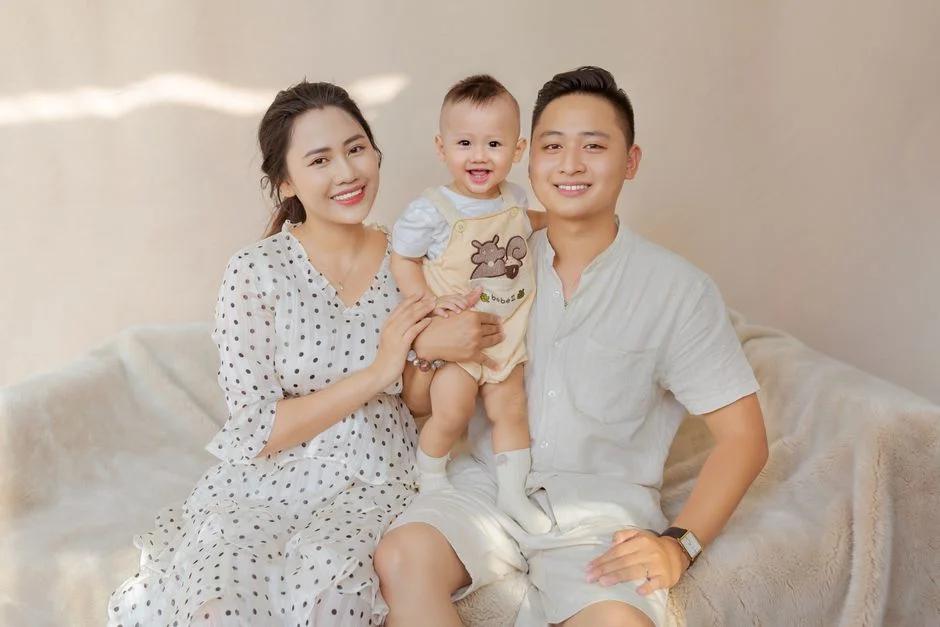 Đặt tên con theo quy luật âm dương và bằng trắc: Hướng dẫn chi tiết cho bố mẹ Việt