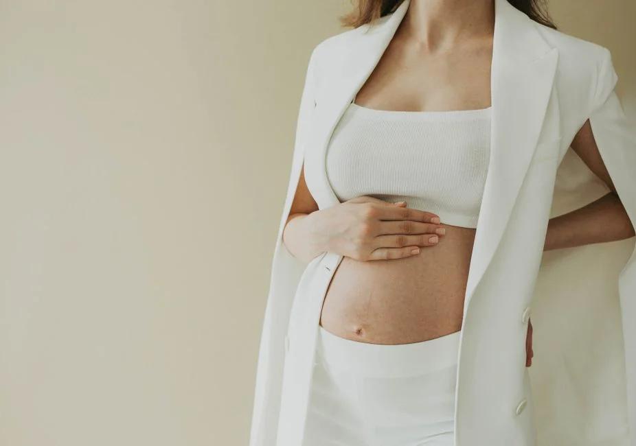 Kế hoạch sinh tại nhà an toàn: Checklist chuẩn bị, chi phí và điều kiện y tế mẹ bầu cần biết