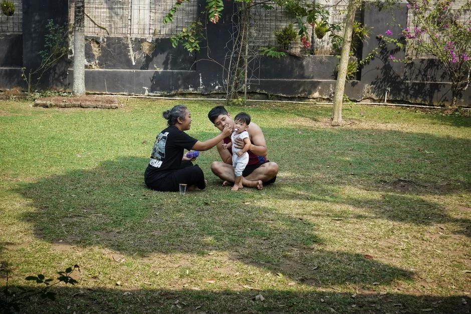 Hướng dẫn đếm cơn co tử cung tại nhà chính xác: Khi nào cần đi viện và khi nào tiếp tục theo dõi?